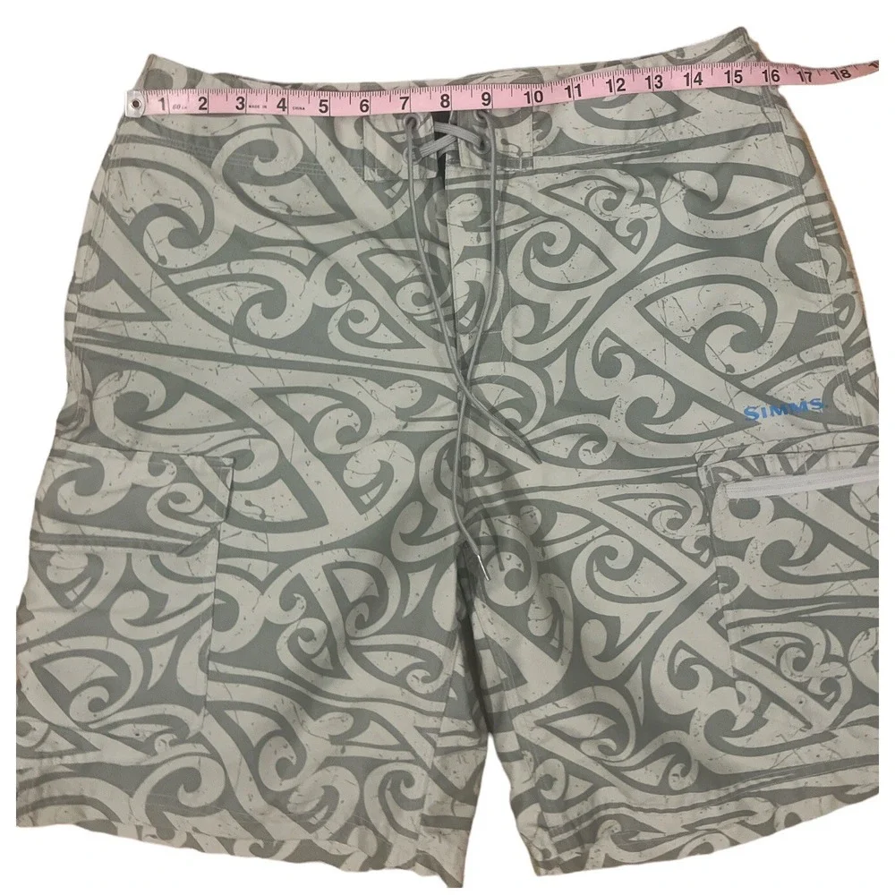 SIMMS FISHING shorts mens SMALL‎ gray white blue